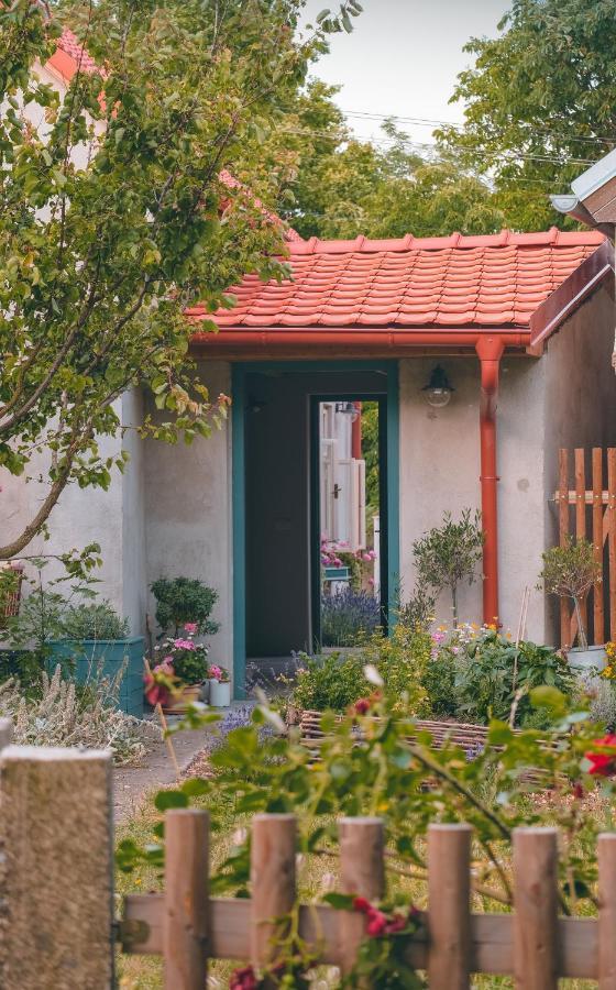 Domecek Na Kvetinovem Statku Vila Zdice Exterior foto